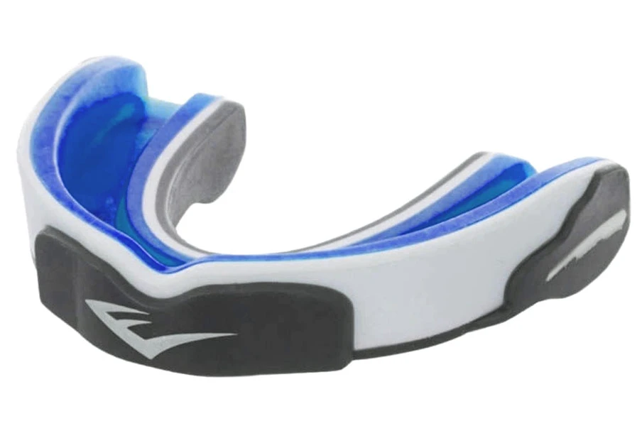 Protège-dents Simple, Thermoformable - Evergel, Everlast 4 Protège-dents Simple, Thermoformable - Evergel, Everlast – Image 2