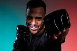 Protège-dents Simple, Thermoformable - OPRO X UFC Strike, OPRO -Martiaux Boutique protege dents simple thermoformable opro x ufc strike opro 5